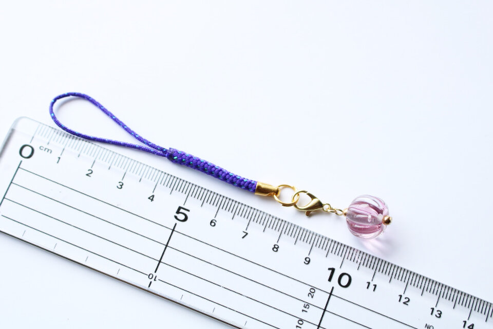 とんぼ玉＊ガラスの根付「蜜柑玉」 （カニカン付き） | iichi 日々の