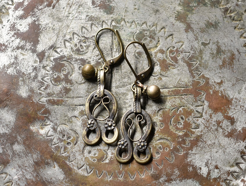 oldアフガンメタルと民族鈴のピアス