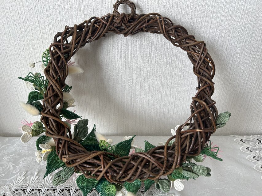 籐の花のリース(ドクダミとあざみ） | iichi 日々の暮らしを心地よく