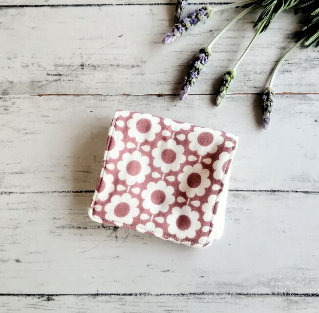 北欧風　ハーフハンカチ　ガーゼハンカチ　タオルハンカチ　ミニタオル　小さい　プチギフト　名入れ