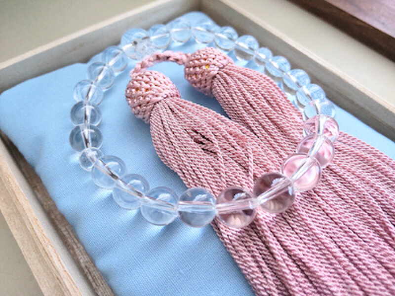 水晶のお念珠/ 灰桜色