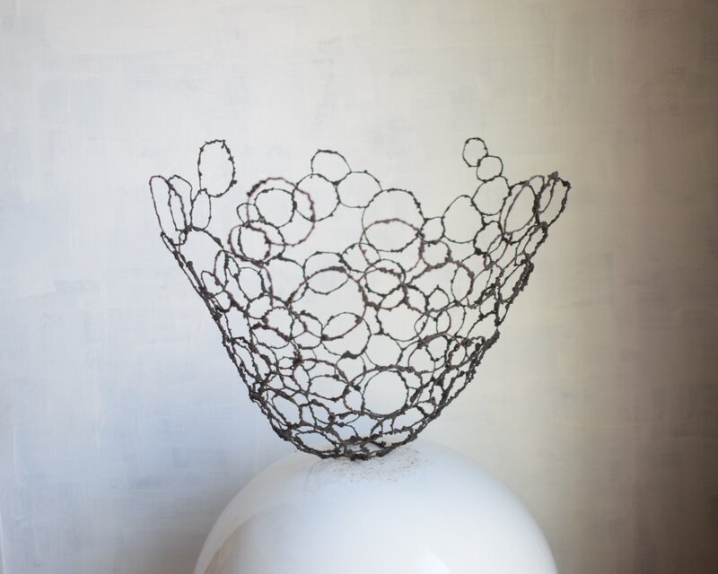 ワイヤーワークオブジェ　丸で構成されたボウル