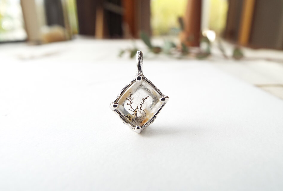 【一点物】デンドリティッククォーツ　-ミニガーデン-　mini garden No,9　二枝