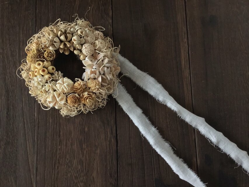 木の実のミニリース 003(13.5cm) | iichi 日々の暮らしを心地よくする