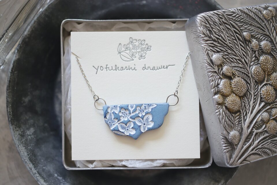 : : : 陶土の草花ネックレス : : : 1359