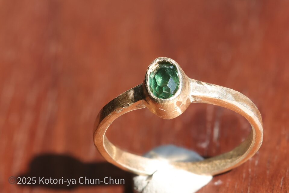 【小鳥屋ジュエリー】アフガニスタン産　ファンシーカット　ブルーグリーントルマリン・シルバーリング【バヘル】