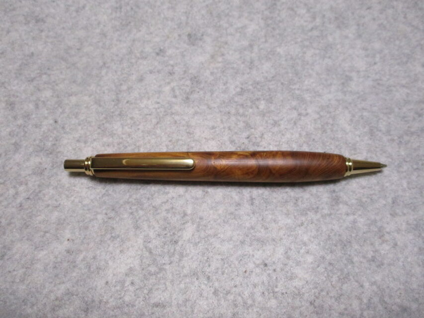 屋久杉瘤　油木瘤杢　椿油仕上げ　ワンピースタイプのシャープペンシル0.5ミリ用