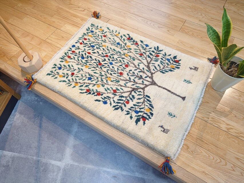 ペルシャ ギャッベ 玄関マット ラグ 88×62㎝ アイボリー 生命の