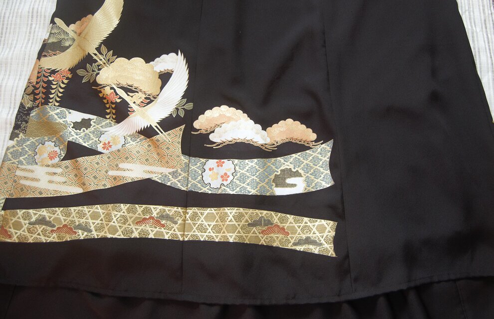 着物リメイクワンピース留袖ドレス飛鶴落款あり作家物 着物リメイク ワンピース 黒留袖 ドレス ロング Aライン 飛鶴