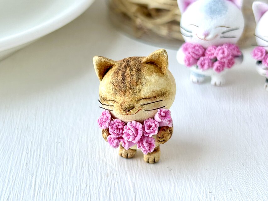 花束猫さん・カーネーション(キジトラ)