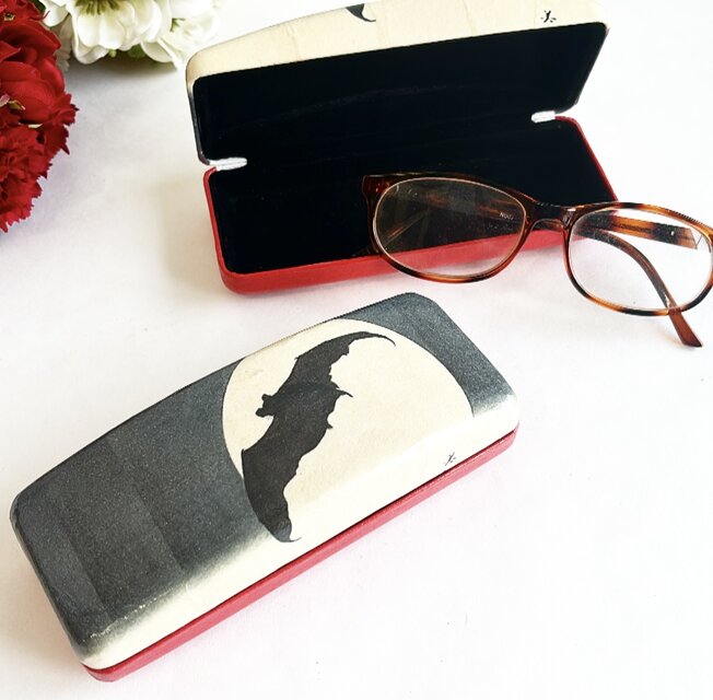 一閑張り『蝙蝠』メガネケースやペン、アクセ入れに♪のコピー