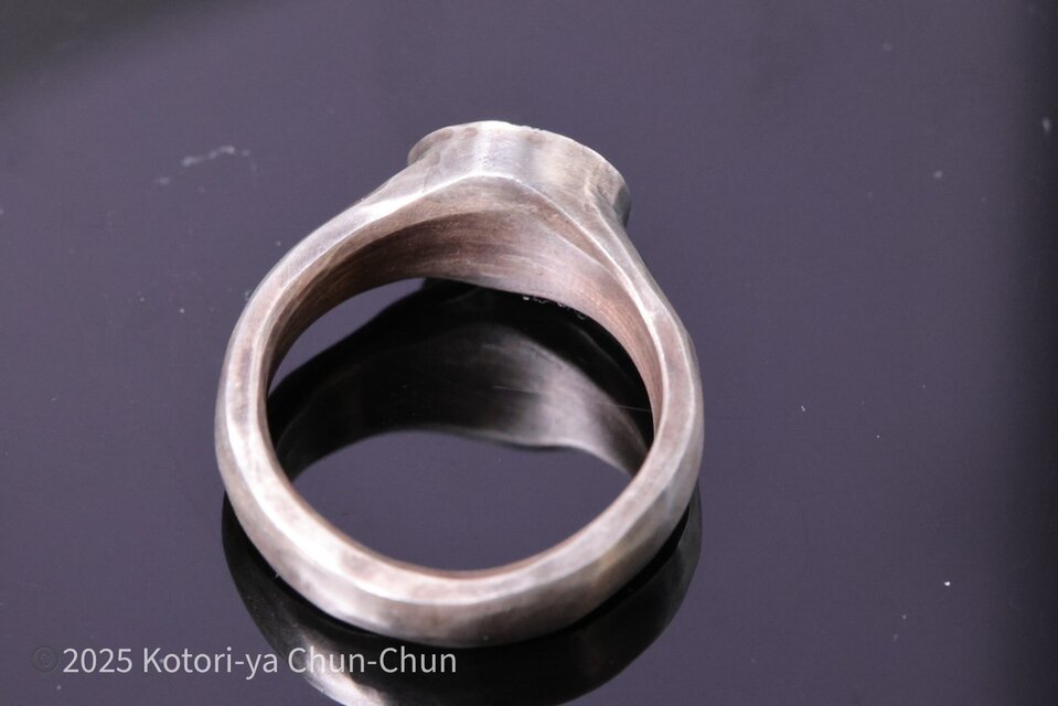 シグネットリングシリーズ】オーストラリア産蛍光オパール・シルバー