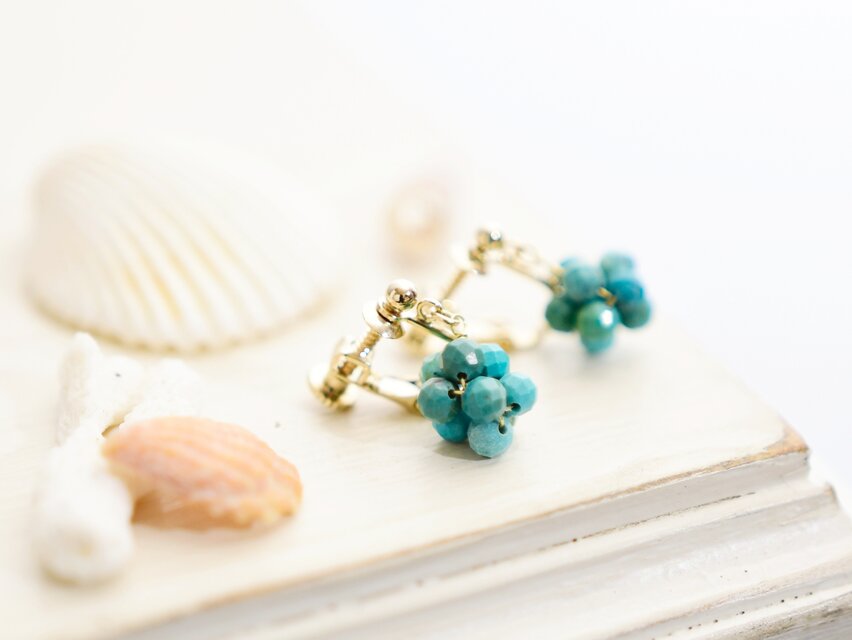 【イヤリング】ターコイズ ブルー 海の実 金平糖 12月誕生石／誕生日プレゼントにも