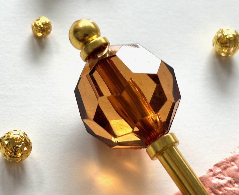かんざし　多角形カットのクリアビーズ　茶色　ブラウン　夏秋　透明　涼しげ　一本簪　一本挿し　カジュアル　洋風