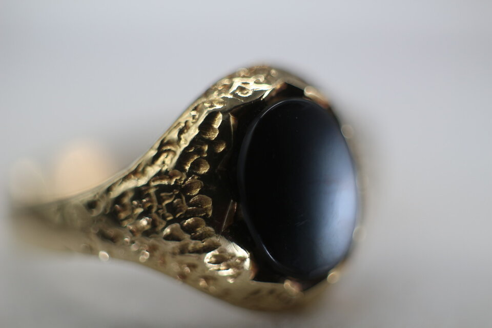 純金の指輪 アンティーク 純金(金純)刻印。昔の指輪。12グラム。和柄リング。金の指輪。昔