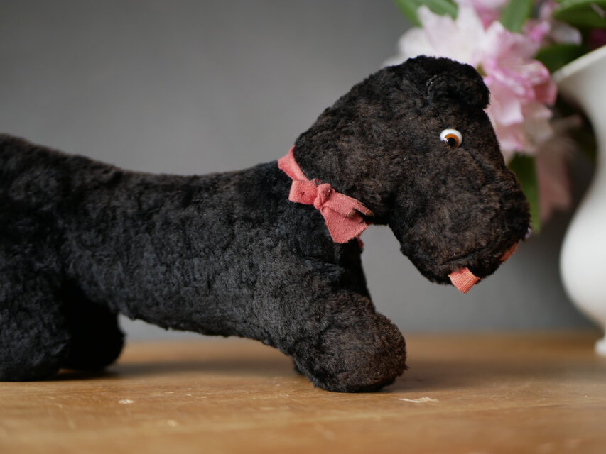 ベロを出した黒いワンちゃん ぬいぐるみ フランスアンティーク | iichi