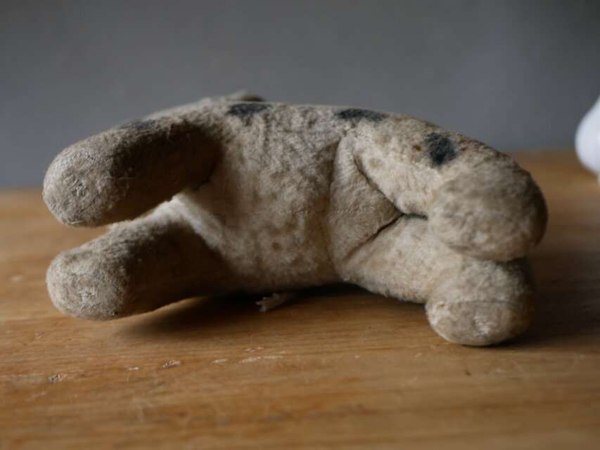 【再お値下げ】アンティーク　犬のぬいぐるみ ヴィンテージぬいぐるみ 犬 - ANTIQUE LEAVES