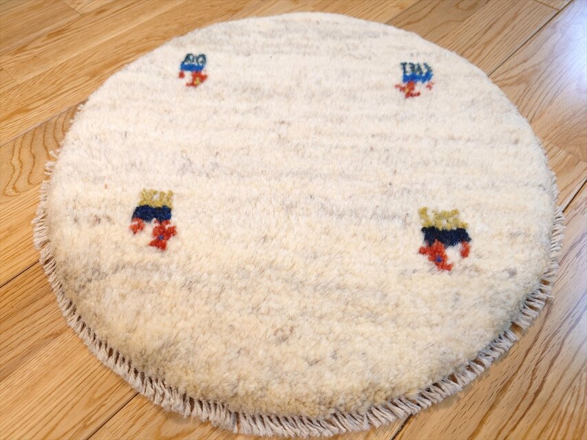 ペルシャ ギャッベ ミニマット 形 41×40 アイボリー ヤギ