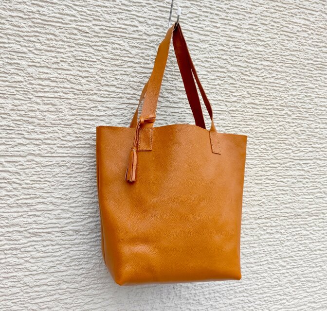 A4がすっぽり入る>一枚革のBASICトートバッグ（メンズ