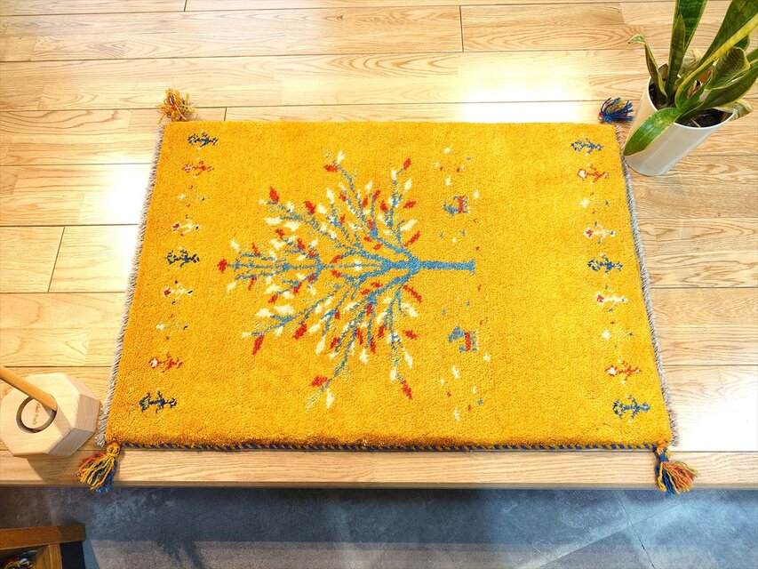 ペルシャ ギャッベ 玄関マット ラグ 88X60㎝ 生命の木 黄金色 ペルシャ ギャッベ 玄関マット ラグ 88X60㎝ 生命の木 黄金色