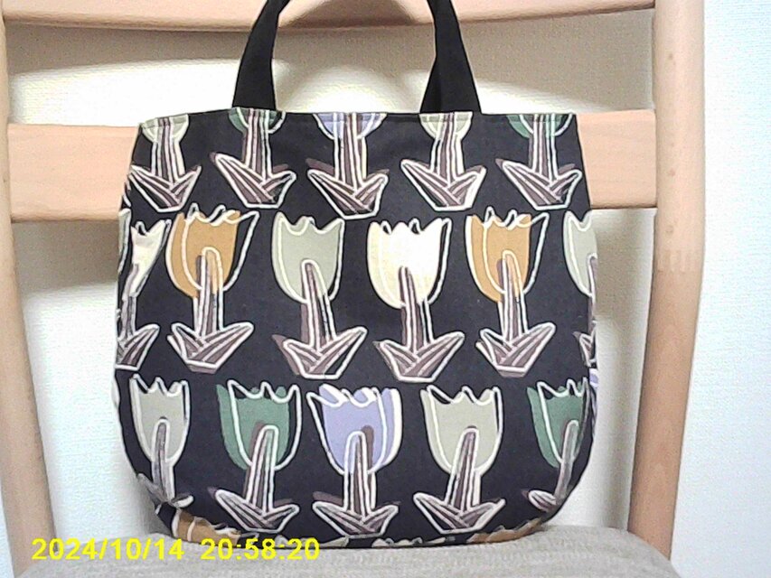 キャンパス地*＊コットンこばやし生地 *・ちゅりっぷ柄の手さげ