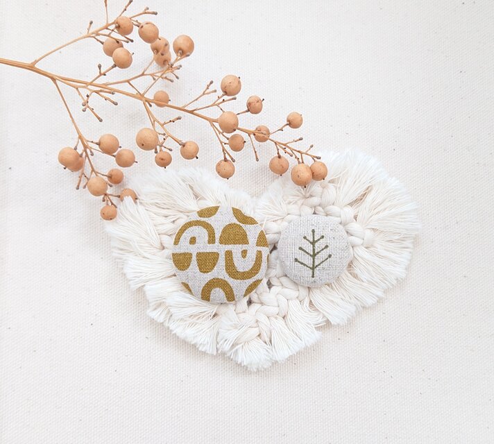 ★くるみボタンブローチ★