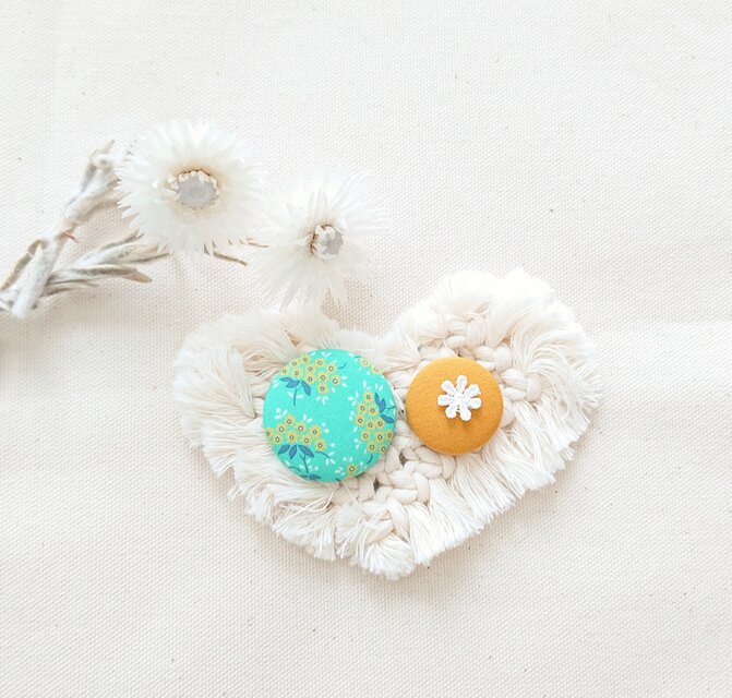 ★くるみボタンブローチ★