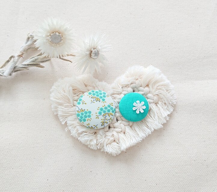 ★くるみボタンブローチ★