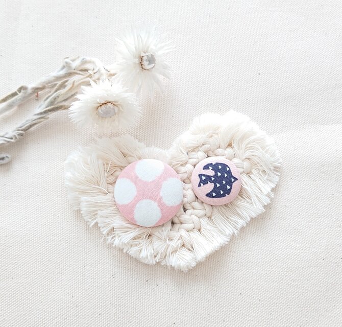 ★くるみボタンブローチ★