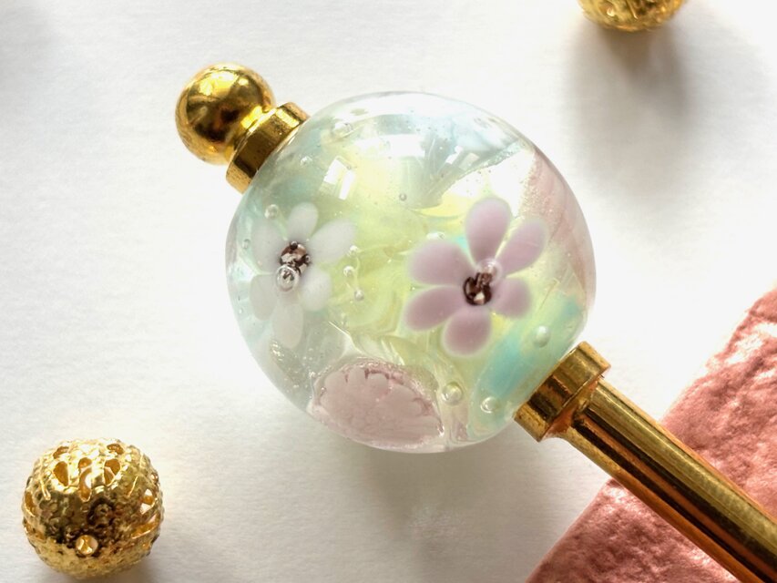 かんざし パステルカラーの花のとんぼ玉 ピンク 水色 春夏 一本