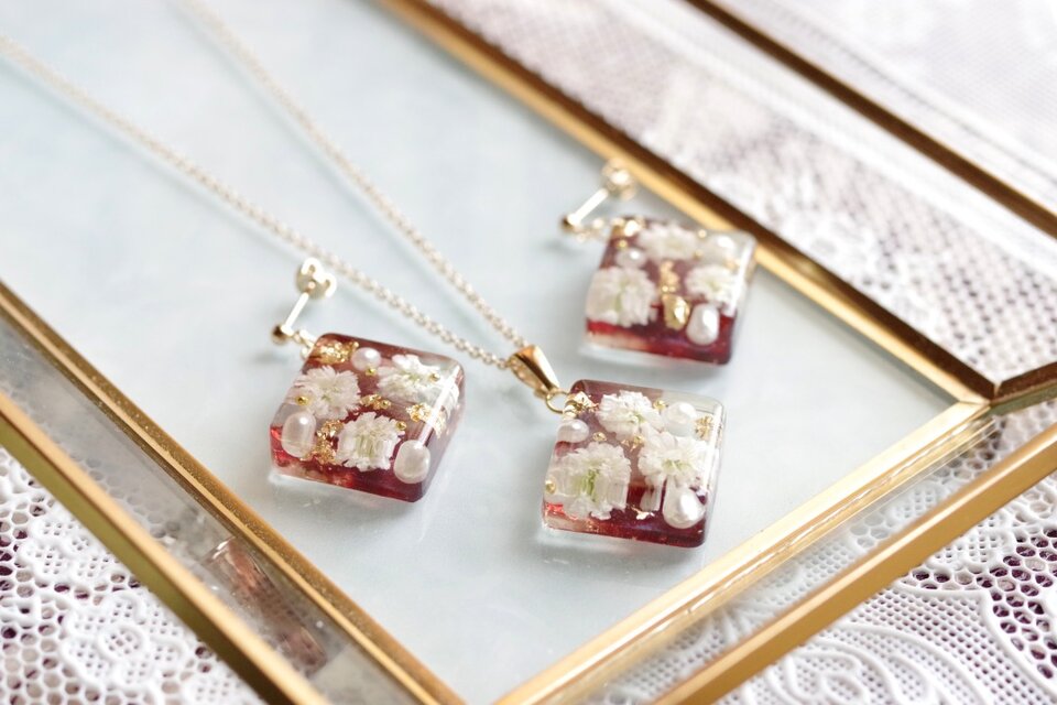 レジン スクエア ピアス ハンドメイド イヤリング変更可 レジン