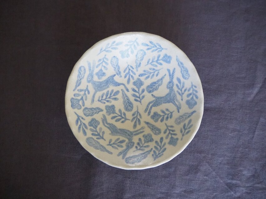 手びねり鉢　『野あそび』