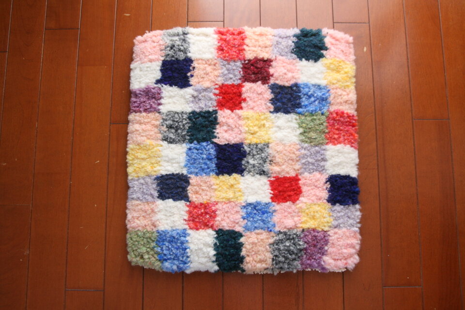 ノッティングチェアマット ホームスパン（手紡ぎ手織り）パッチワークA