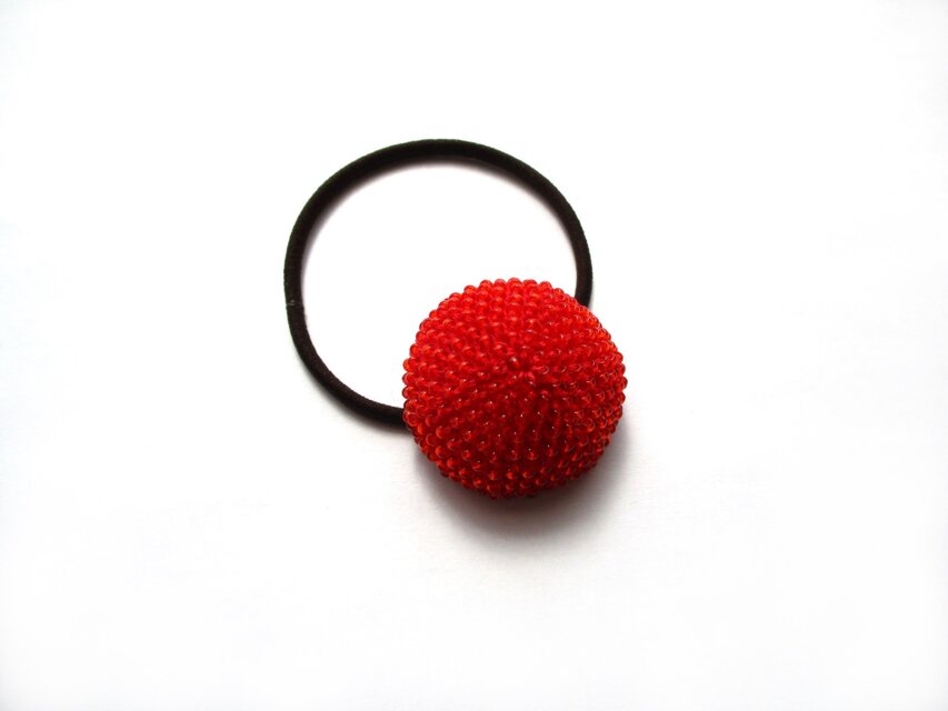 ビーズクロッシェヘアゴム（レッド）