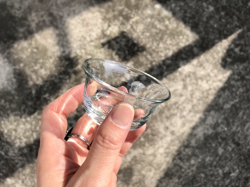 ぐいのみ　14客 Amazon.co.jp: 伊万里鍋島焼 畑萬陶苑 酒器セット 徳利2客 猪口2客