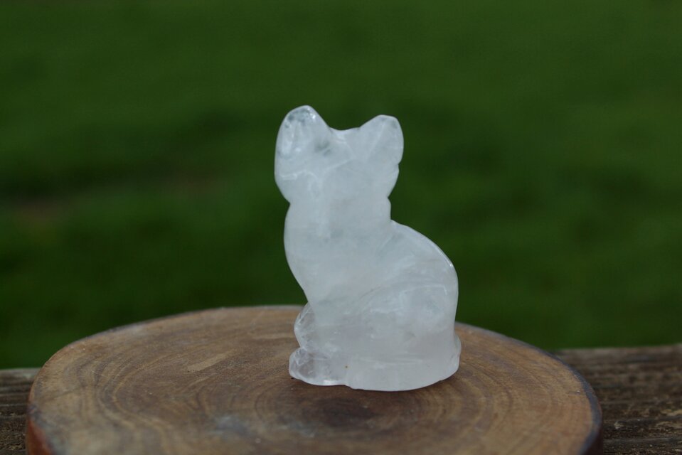 水晶　キャット