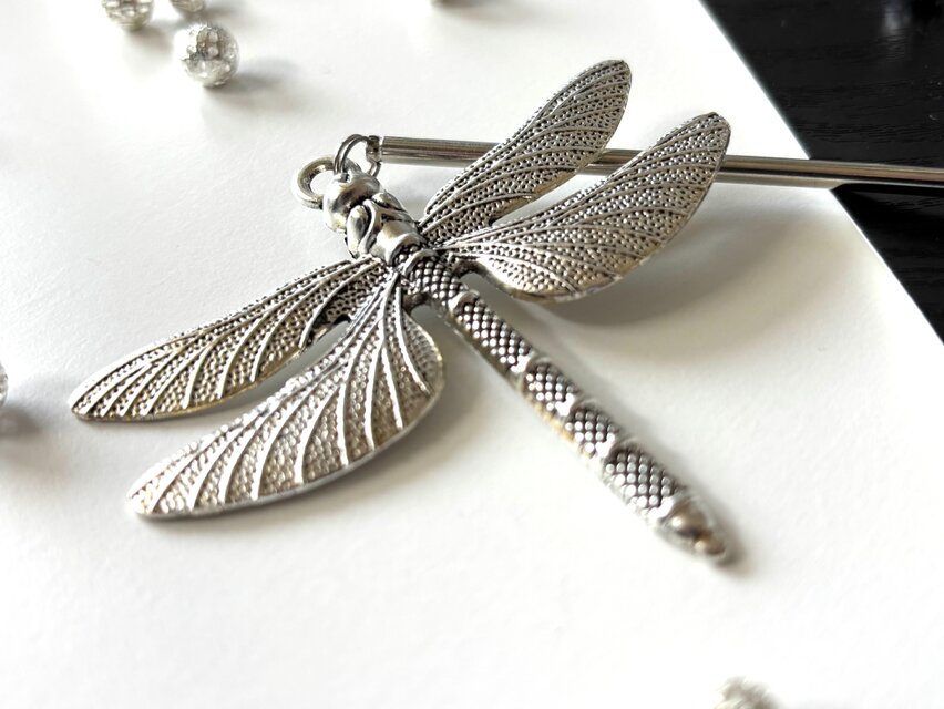 かんざし オニヤンマの大振りチャーム シルバー 蜻蛉 トンボ とんぼ 一