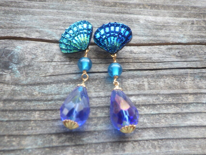 Deep Sea Mermaid Drop Earrings 深海の人魚のピアス | iichi 日々の