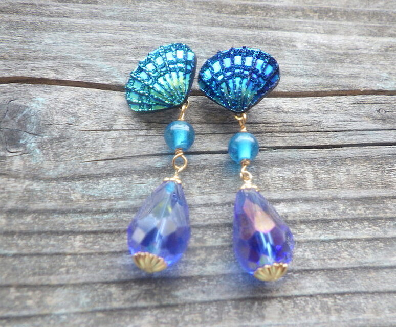 【1198】人魚と波模様の小さめピアス／イヤリング 1198】人魚と波模様の小さめピアス／イヤリング 1198】人魚と波模様の