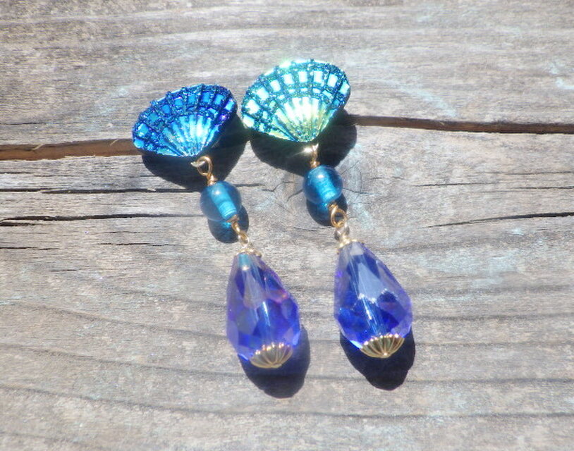 Deep Sea Mermaid Drop Earrings 深海の人魚のピアス | iichi 日々の
