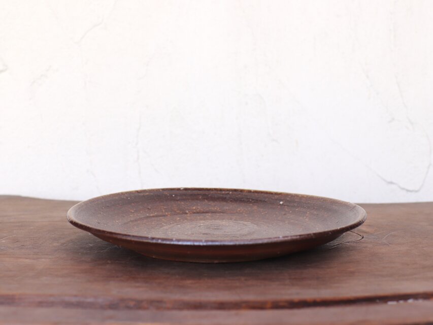 備前焼 皿(19.5cm) sr3-081 | iichi 日々の暮らしを心地よくする