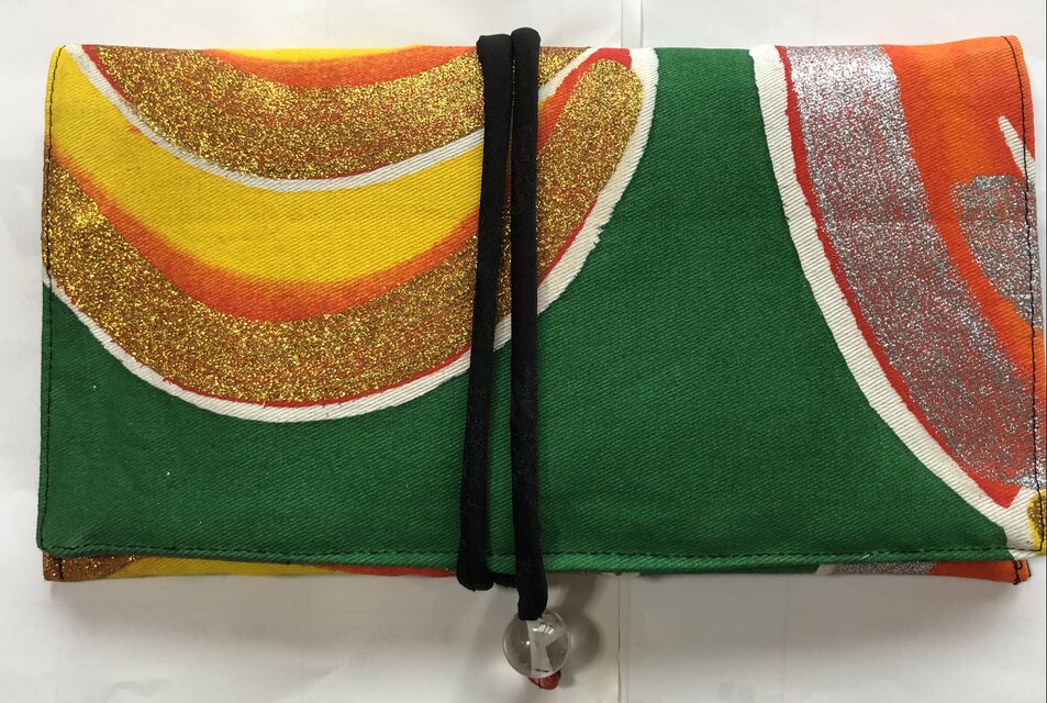 ８２３２　五月旗で作った和風財布・ポーチ