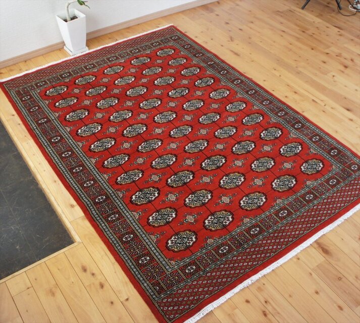 パキスタン絨毯 ハイクオリティ ボハラデザイン　200x136cm　厚み0.82cm　アンティークレッド