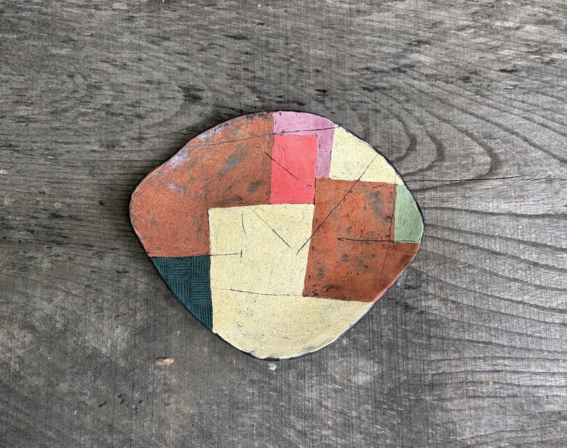 化粧掻き落とし文様　皿151