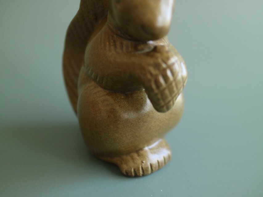 Ego stengods / オブジェ / リス No.5737 | iichi 日々の暮らしを