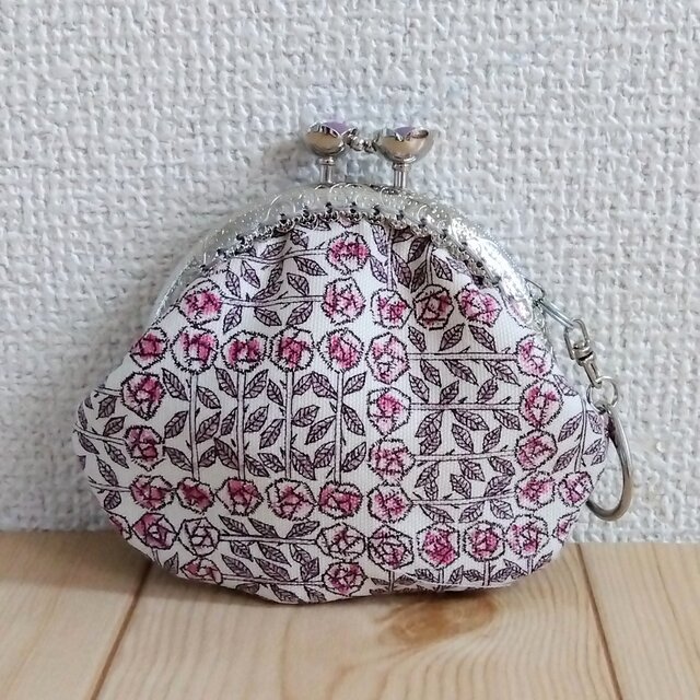 リバティ　がま口ミニポーチ　コインケース　キーホルダー　8.5cm口金　アクセサリーケース　スリーピングローズ　　224