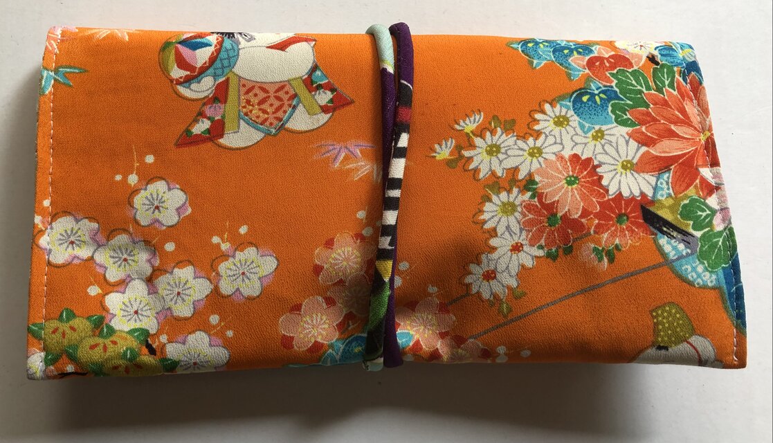 8233 女の子の着物で作った和風財布・ポーチ | iichi 日々の暮らし