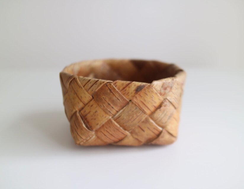 白樺ヴィンテージかご No.5828 | iichi 日々の暮らしを心地よくする