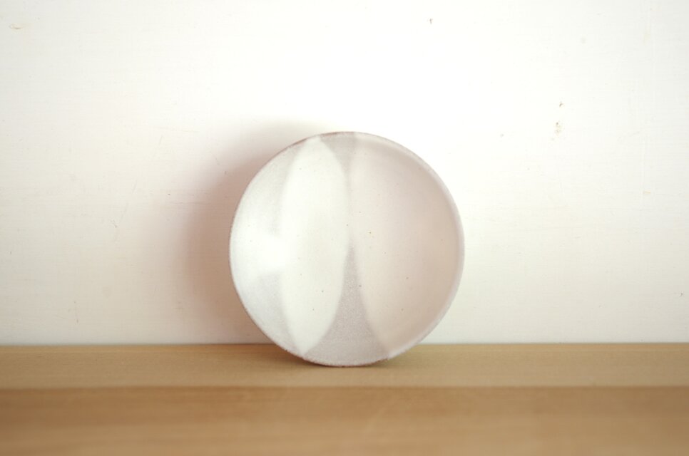 ソース皿・小・layered・マット・白