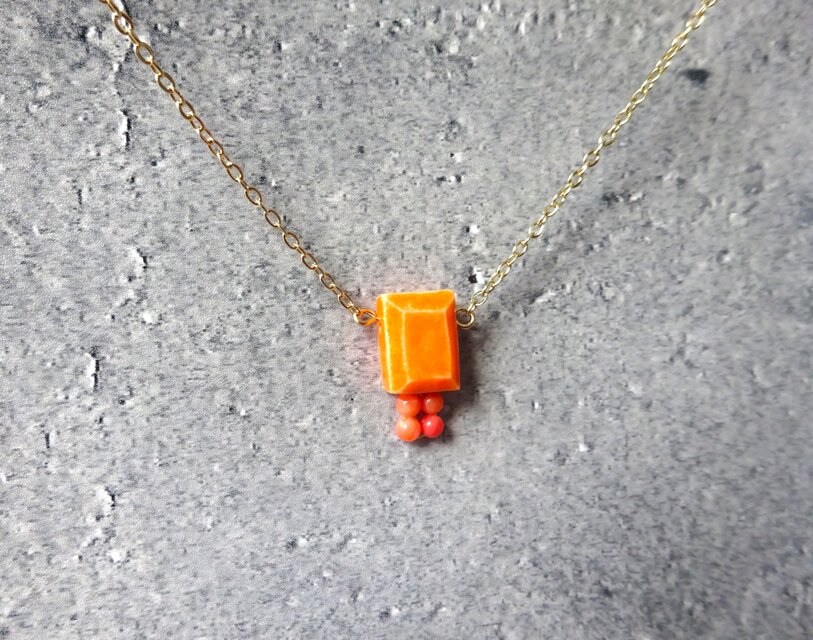 square   jewel ネックレス（オレンジ＋珊瑚）